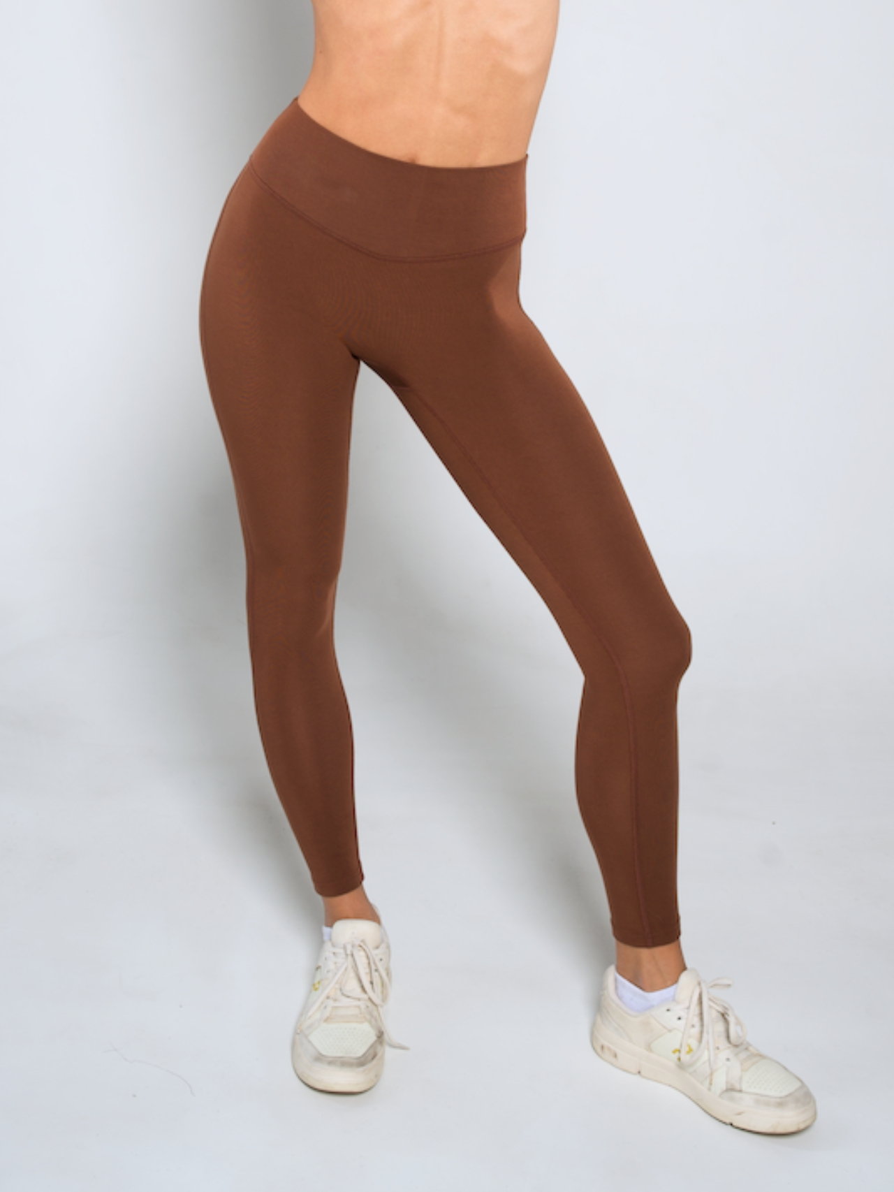 The Contour Legging in Mocha